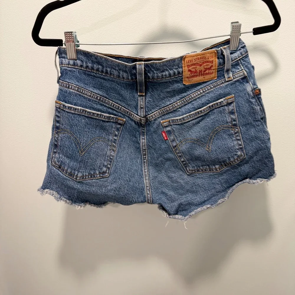 Levi's 501 Original Cut-Off Denim Shorts 27 Medium Wash Blue Button Fly Cotton